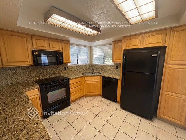 Building Photo - 6534 W Ironwood Dr