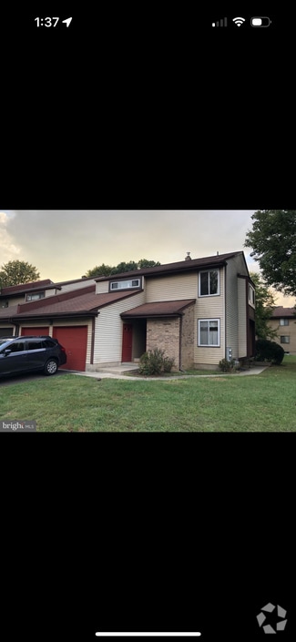 Building Photo - 39 Sandybrook Dr