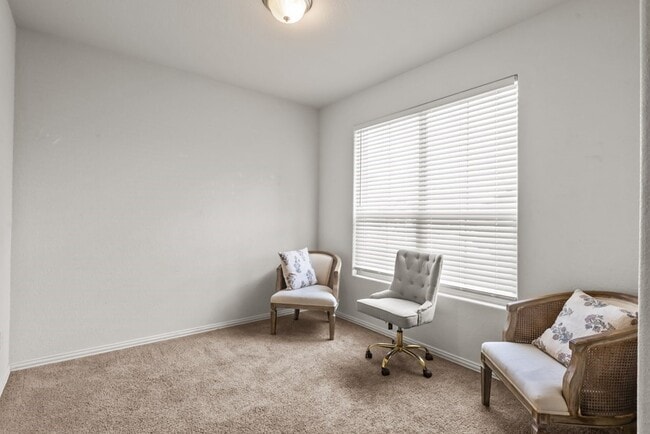 Foto del edificio - 7319 W Pile Ranch Rd
