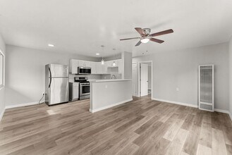 Building Photo - 320 Willie James Jones Ave