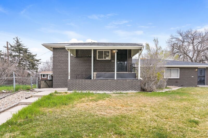 Primary Photo - 603 Fraser St