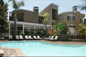 Foto principal - 1420 Ambassador St