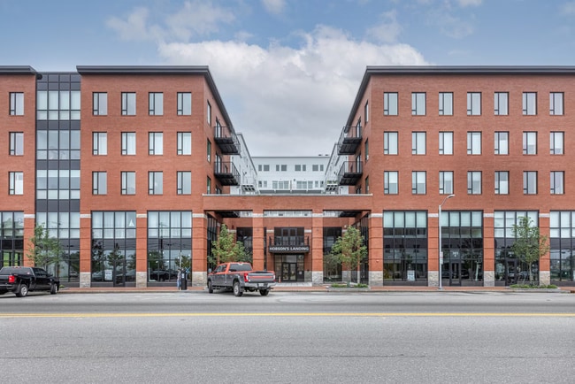 Face of Facility - 383 Commercial St