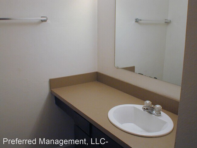 Building Photo - 4725 Mountain Rd