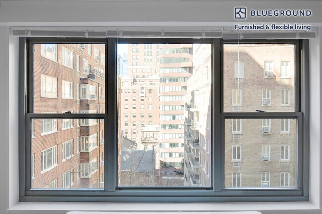 Foto del edificio - 30 Park Ave