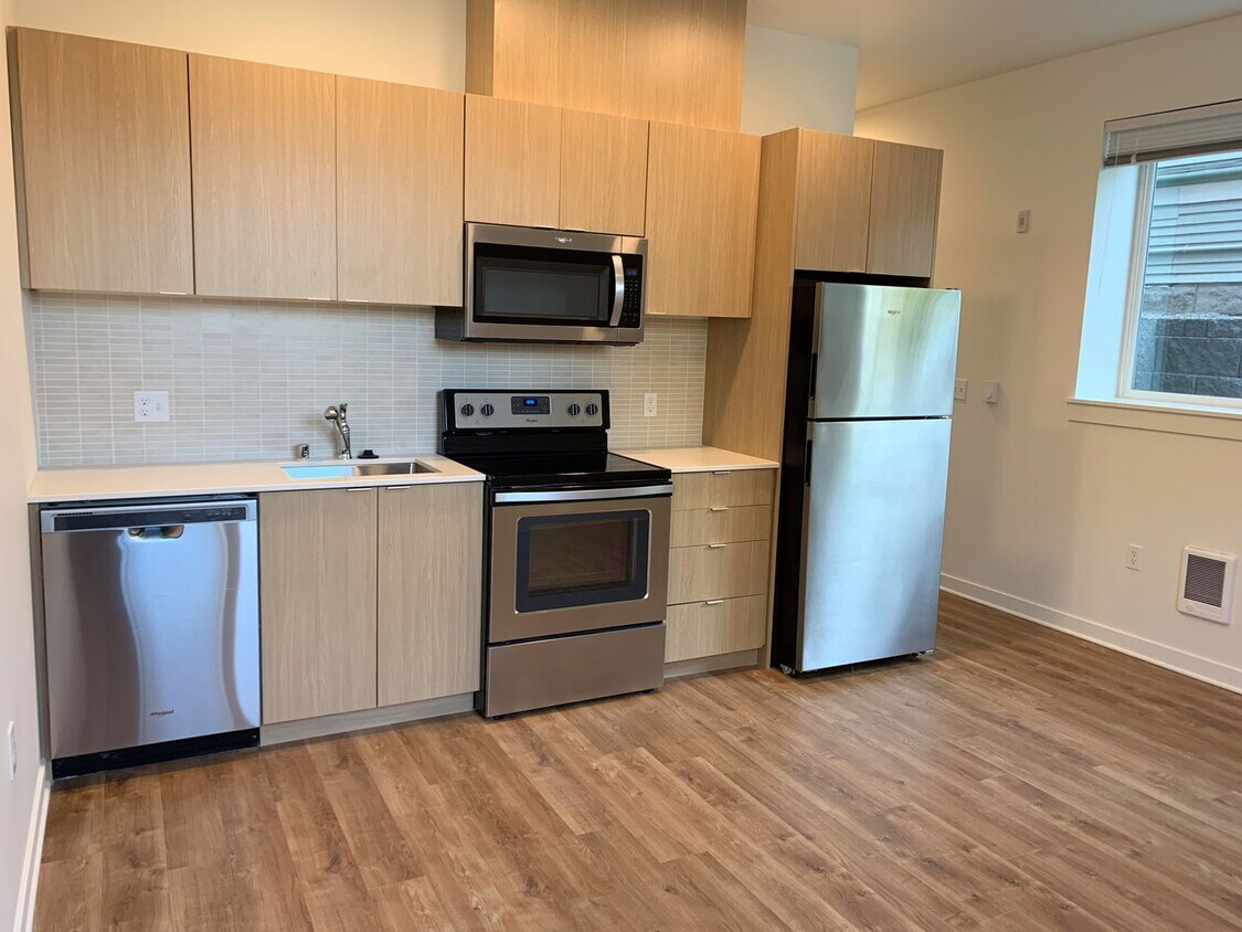 Primary Photo - Wallingford Modern 1 Bedroom