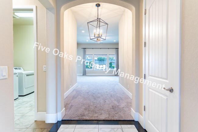 Building Photo - 3664 Miners Ravine Dr