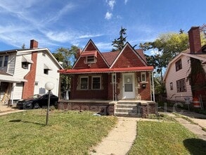 Building Photo - 14574 Strathmoor St