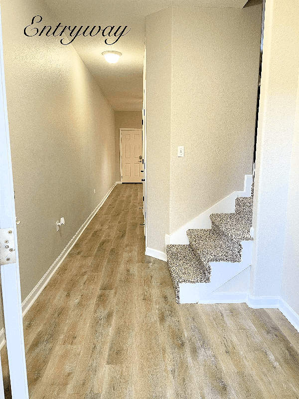 entryway - 102 Farrah Ave