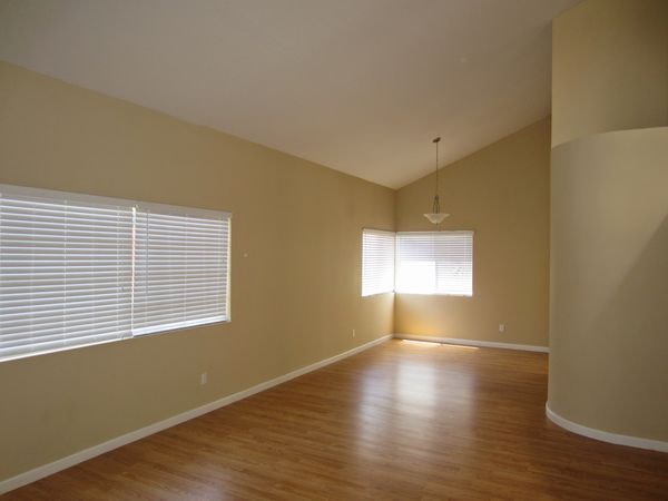 Building Photo - 31041 Sand Ct