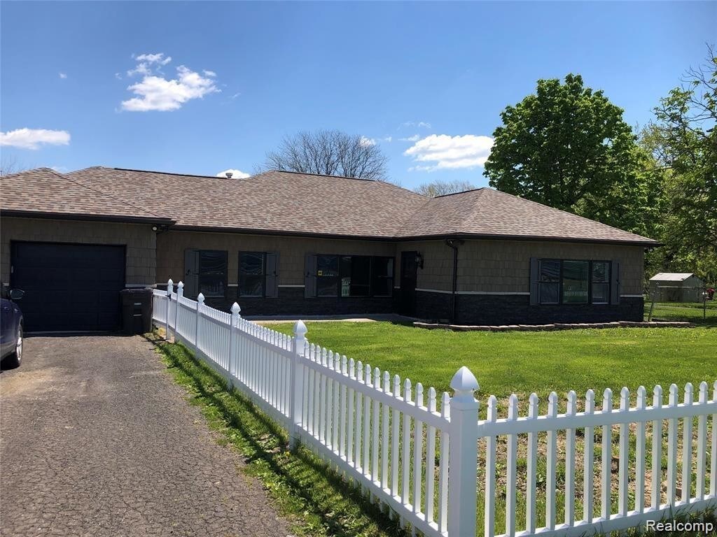 15495 Jackson St, Taylor, MI 48180 House Rental in Taylor, MI