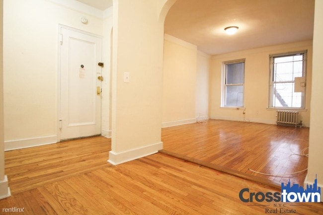 Building Photo - Studio, 1 bath Apartment - 170 E 91st St