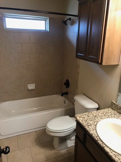 Foto del edificio - 13145 Austrian Pine Dr