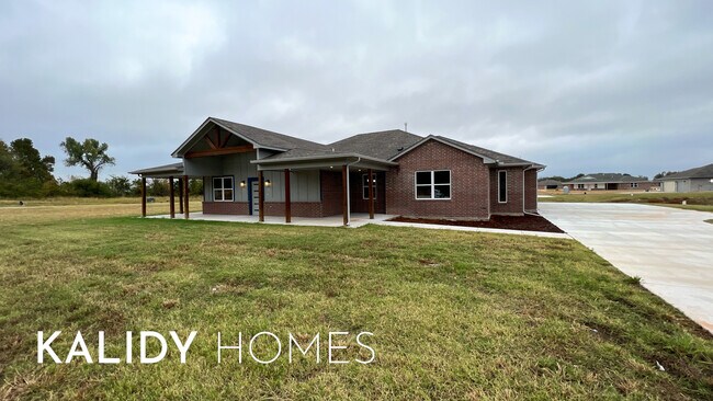 Building Photo - 302 Kirks Holw