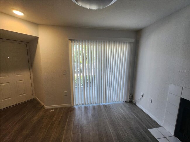 Building Photo - 850 S Tamiami Trl