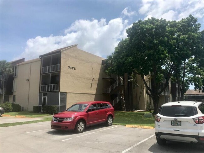 Building Photo - 7175 Orange Dr