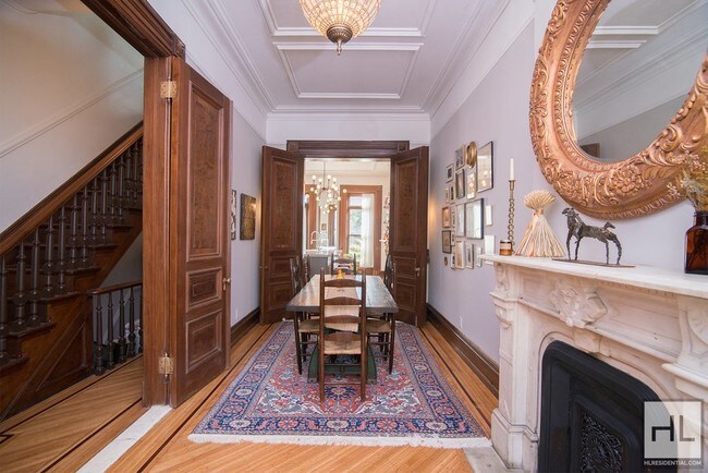 Building Photo - 22 Brevoort Pl