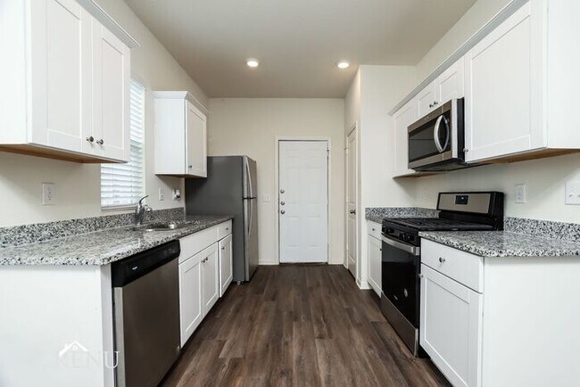 Foto del edificio - 5102 Dawn Break