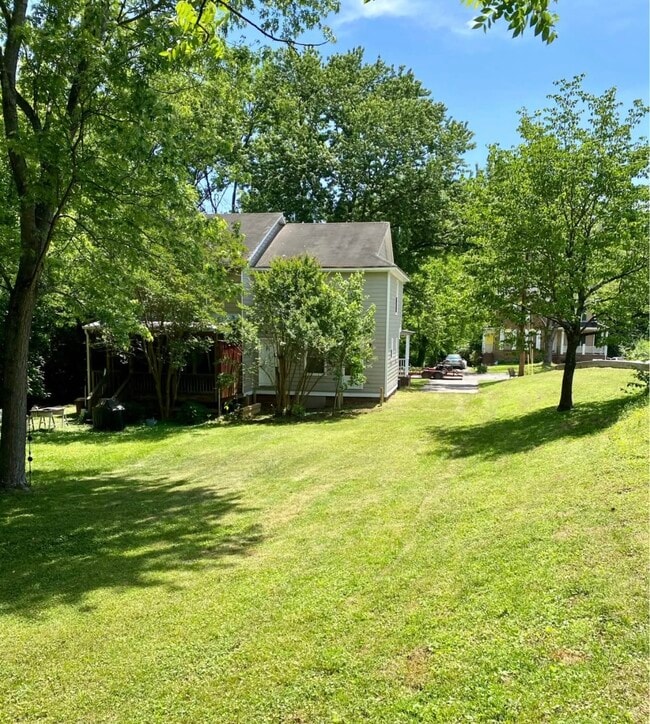 Foto del edificio - 4820 Catskill Dr