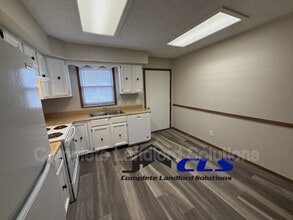 Building Photo - 4264 S Kian St