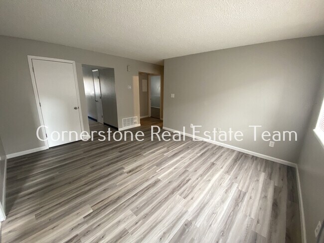 Foto del edificio - 2627 E Uintah St