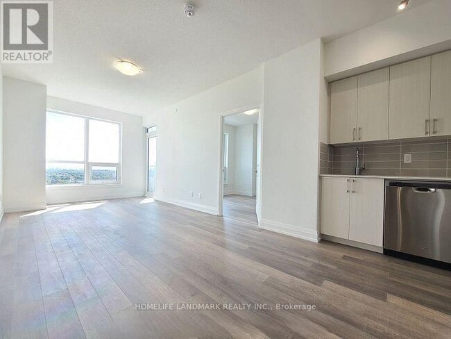 Building Photo - 3121 Sheppard Ave E