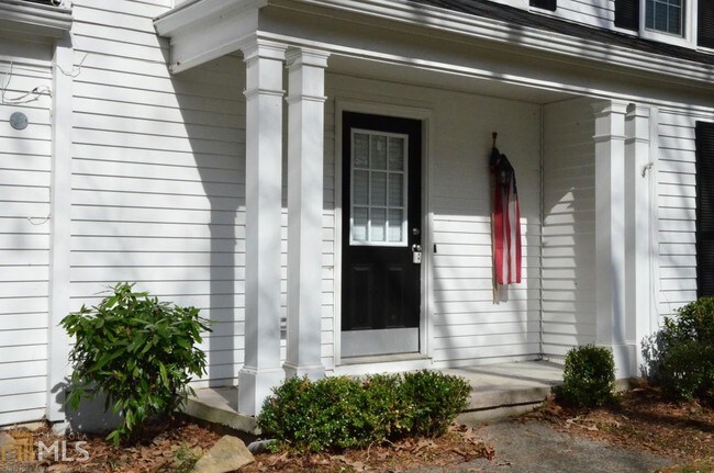 Foto del edificio - 5995 Exeter Cir