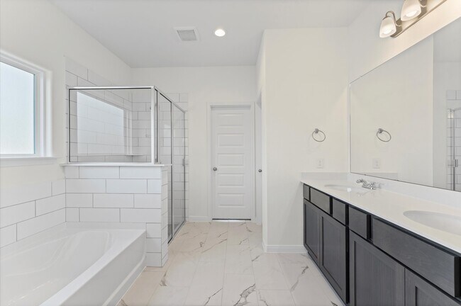 Foto del edificio - 11824 Whirlaway Dr