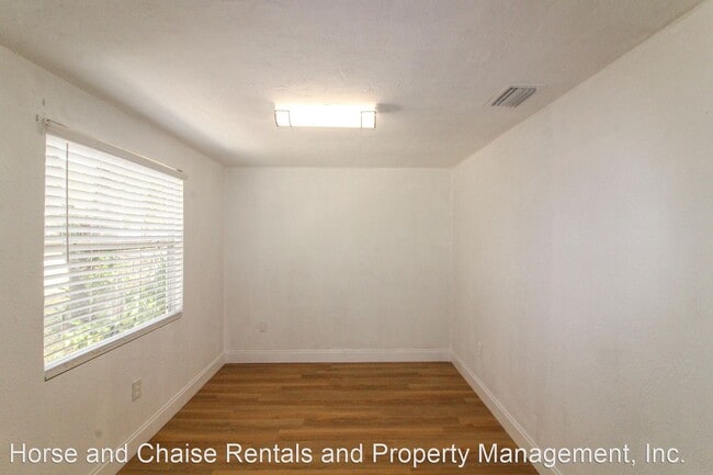 Building Photo - 2 br, 2 bath House - 720 Old Albee Farm Rd