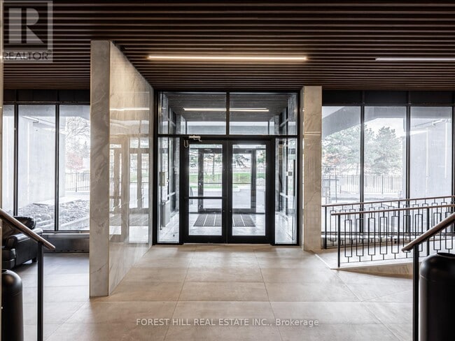 Photo du bâtiment - 4101 Sheppard Ave E