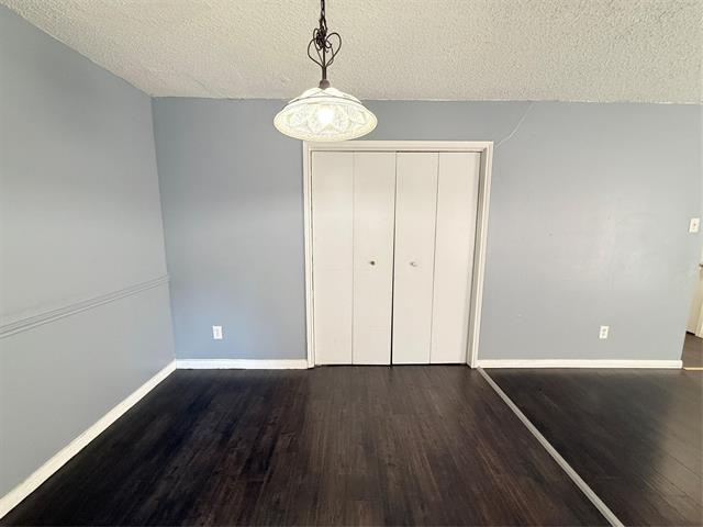 Foto del edificio - 2641 Santa Barbara Dr