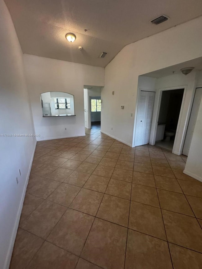 Photo - Beautiful 2/2 apartment