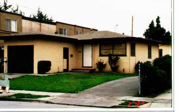 Foto del edificio - 22279-22283 Peralta St