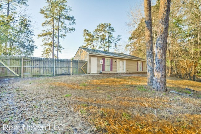 Foto del edificio - 3 br, 2 bath House - 208 Sloan Rd