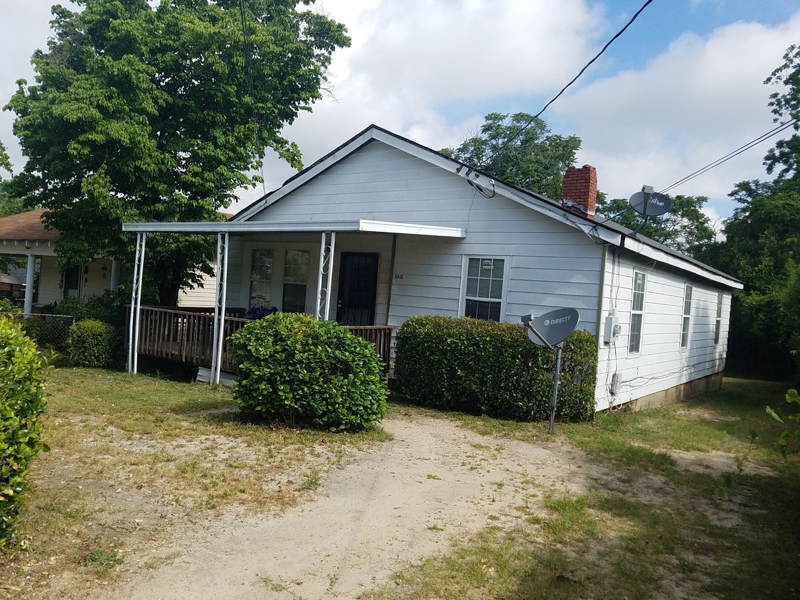 Primary Photo - 2413 Fitten St
