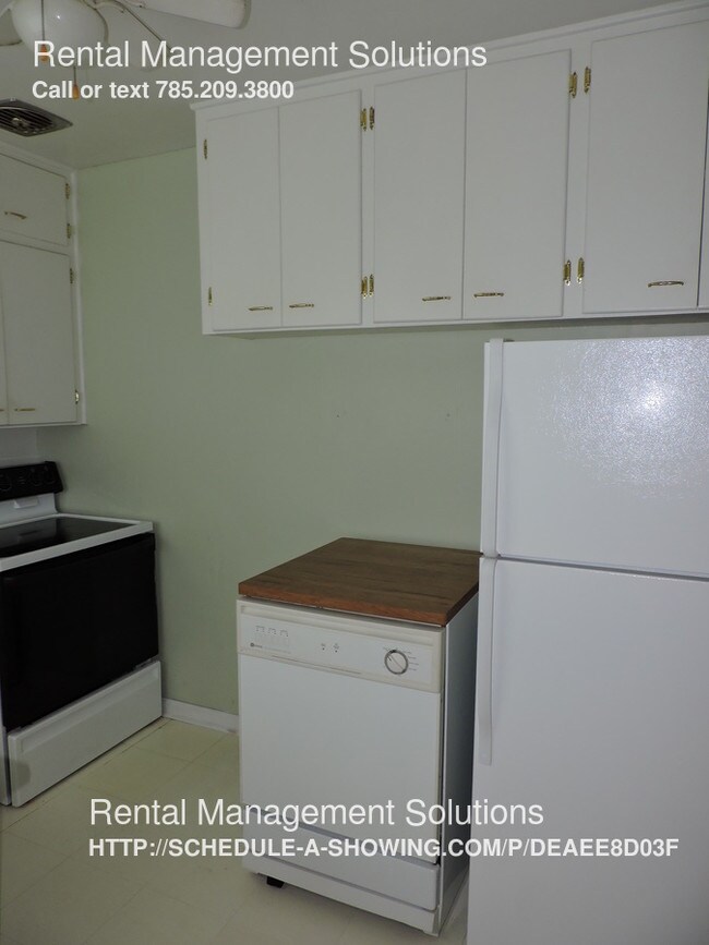 Building Photo - 4013 SW Drury Ln