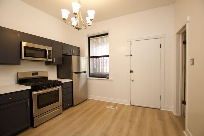 Foto del edificio - 2943 N Halsted St