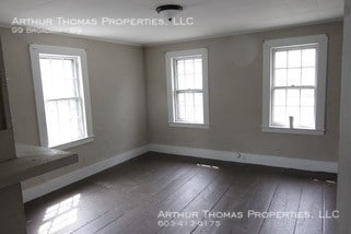Building Photo - 99 Broadway