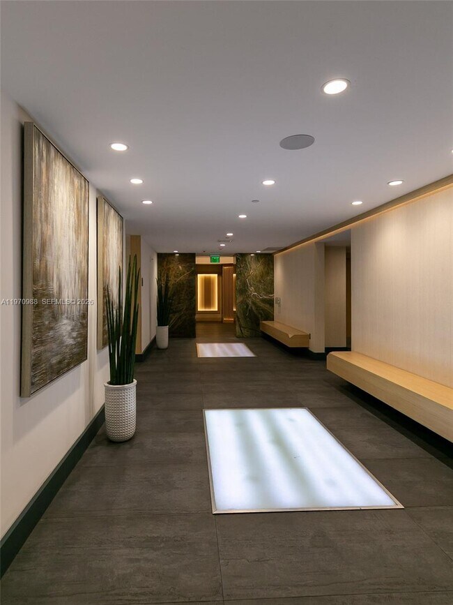 Foto del edificio - 90 SW 3rd St