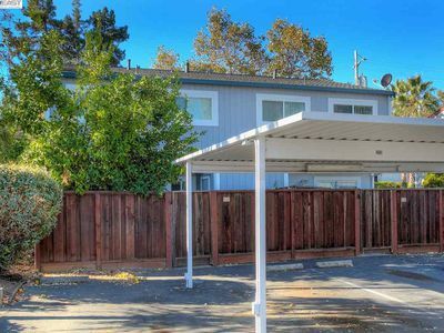 Building Photo - 203 Arana Dr