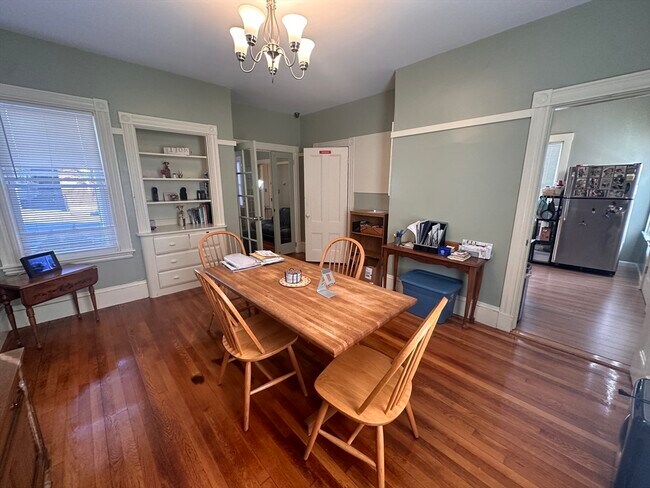 Building Photo - 374 Highland Ave