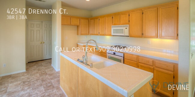 Building Photo - Beautiful 3 bedroom temecula home