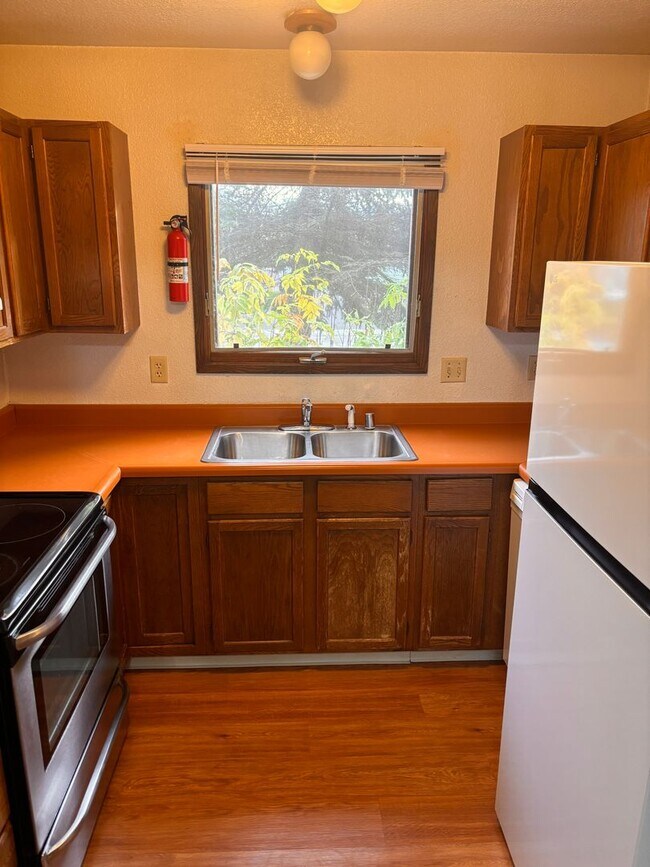 Foto del edificio - 7340 Bearfoot Cir