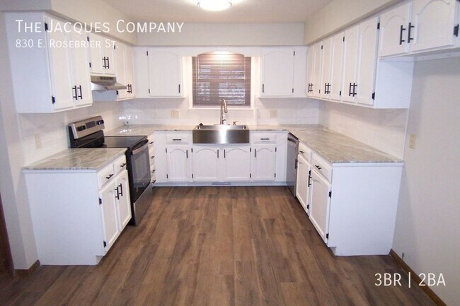 Foto del edificio - 830 E Rosebrier St