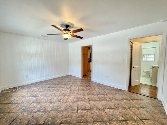 Building Photo - 6706 S Gabrielle St