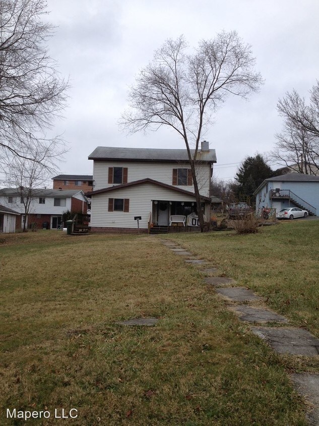 Foto del edificio - 2 br, 1.5 bath Apartment - 858 Rawley Ave