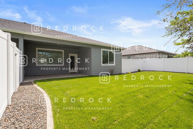 Building Photo - 1309 N Tschirley Rd