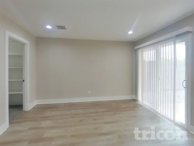 Foto del edificio - 4665 S 38th Ln