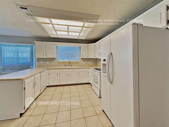 Foto del edificio - 11637 Lois Cross Ct