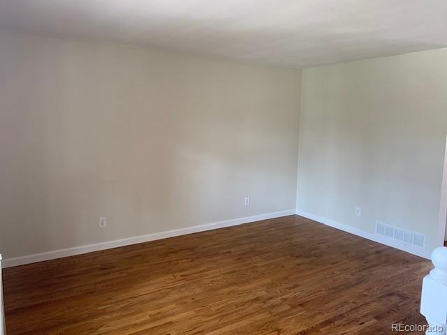 Building Photo - 885 Summer Dr